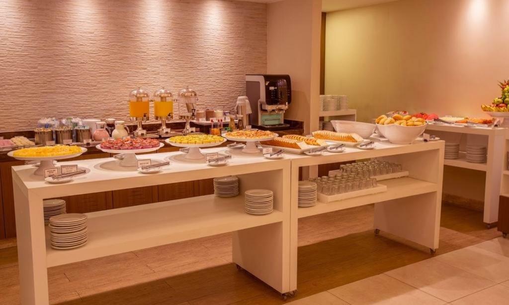 Апартаменты Ed Saint Moritz, Flat Com Garagem 02, Shn No Coracao De Бразилиа Экстерьер фото